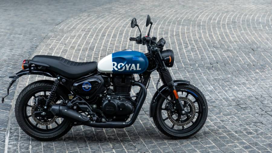 Royal Enfield Hunter 350, the legendary motorcycle manufacturer with a rich heritage, is all set to introduce its latest marvel to the Indian market –